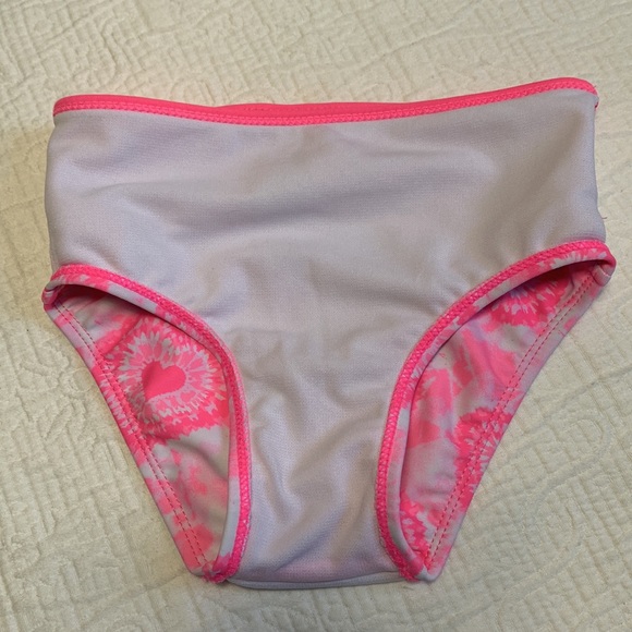18-24m (4/$20) Swimsuit Bottoms by Old Navy and Joe Fresh - Picture 7 of 14